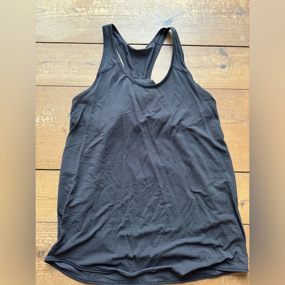Lululemon black workout tank